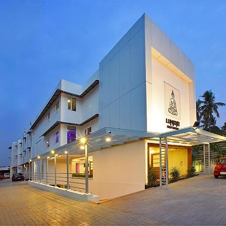 Lumbini Supreme Hotel Thrissur Екстериор снимка