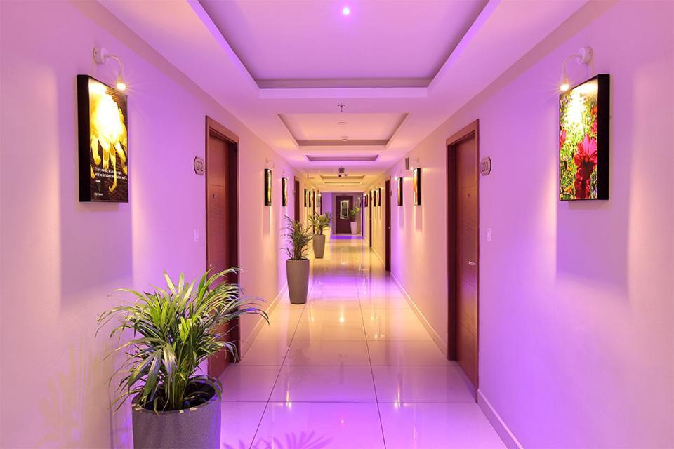 Lumbini Supreme Hotel Thrissur Екстериор снимка