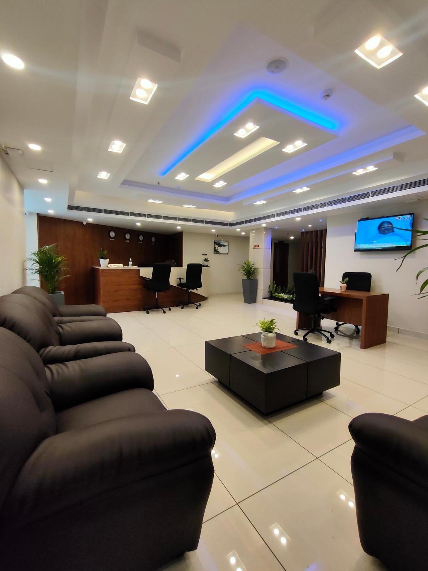 Lumbini Supreme Hotel Thrissur Екстериор снимка